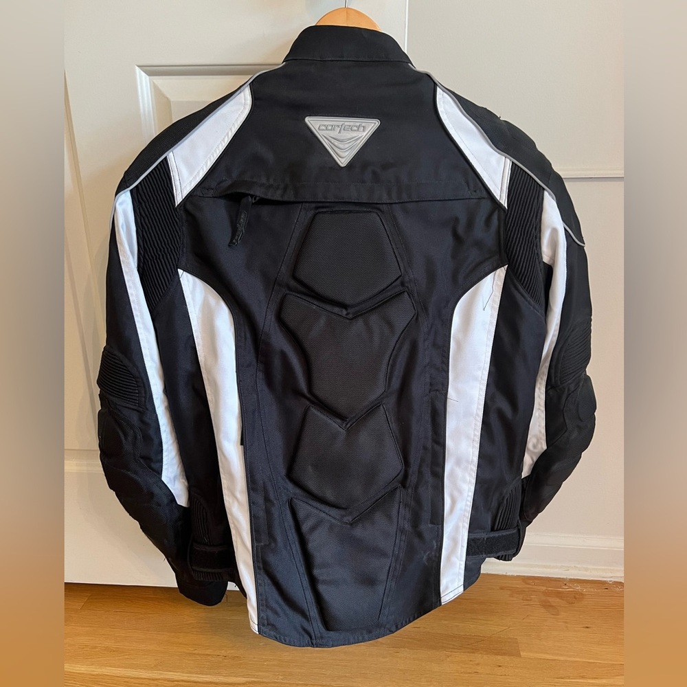 Motorcycle jacket - Picture 8 of 8